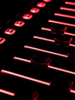The Importance of Sound Design in Short Films: Immersive Audio for US Viewers - Cover Image