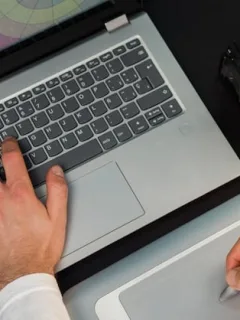 Short Film Editing: Techniques for US Filmmakers' Success - Cover Image