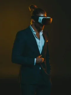 2025's 5 Innovative Short Film Techniques: A Director's Guide - Cover Image
